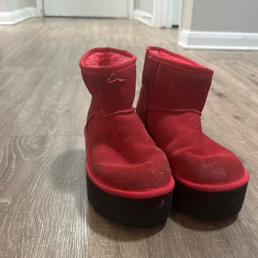 Hot pink Ugg Platform Boots